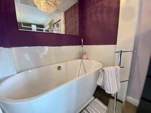 Free Standing Bath- click for photo gallery